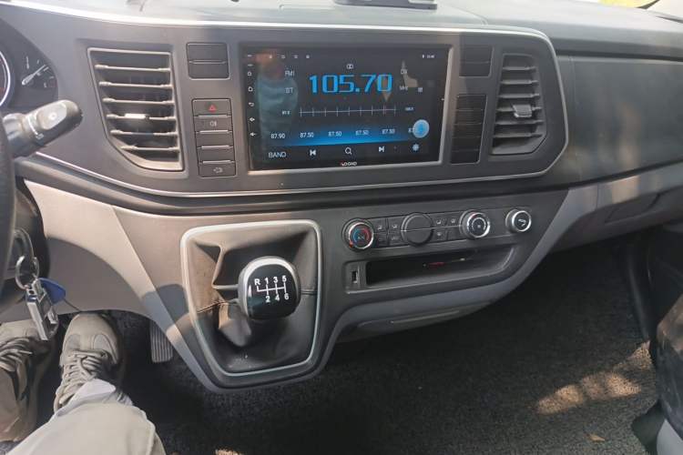 Used SAIC MAXUS Xintu V80  Audio And AC Panel