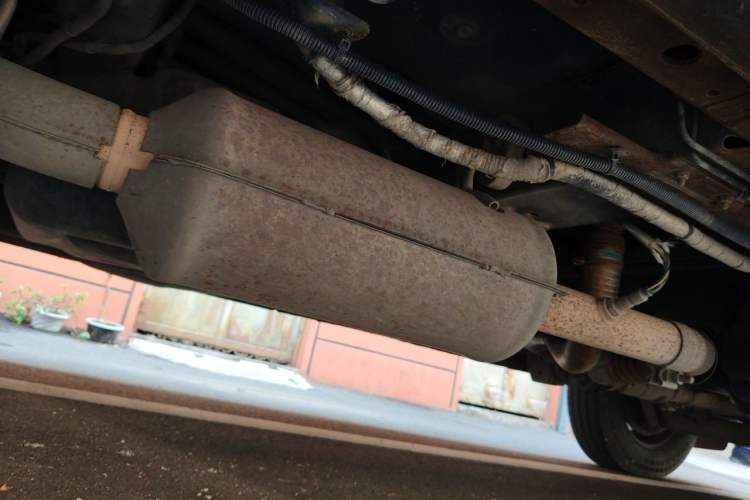 Used SAIC MAXUS Xintu V80  Chassis Front Left