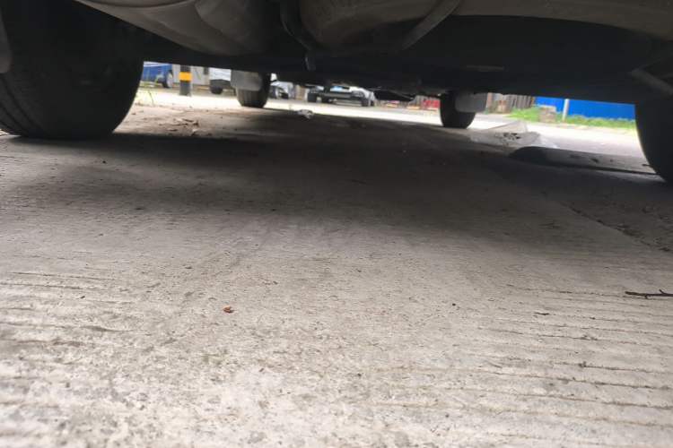 Used SAIC MAXUS Xintu V80  Chassis Rear