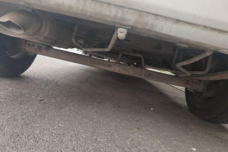 Used SAIC MAXUS Xintu V80  Chassis Rear