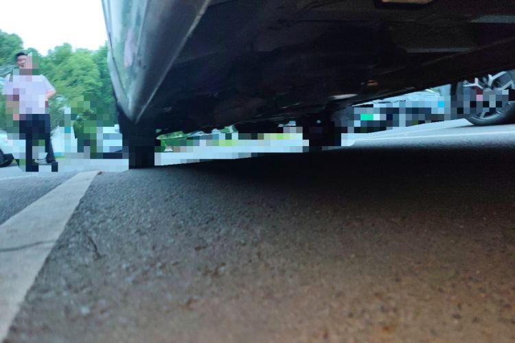 Used SAIC MAXUS Xintu V80  Chassis Rear Left