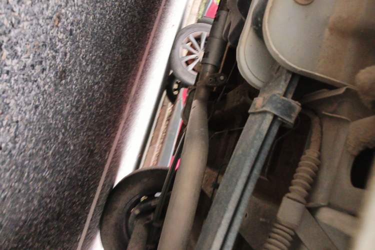 Used SAIC MAXUS Xintu V80  Chassis Rear Left