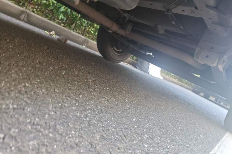 Used SAIC MAXUS Xintu V80  Chassis Rear Left