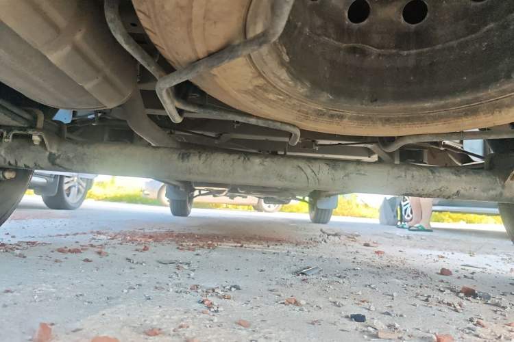 Used SAIC MAXUS Xintu V80  Chassis Rear