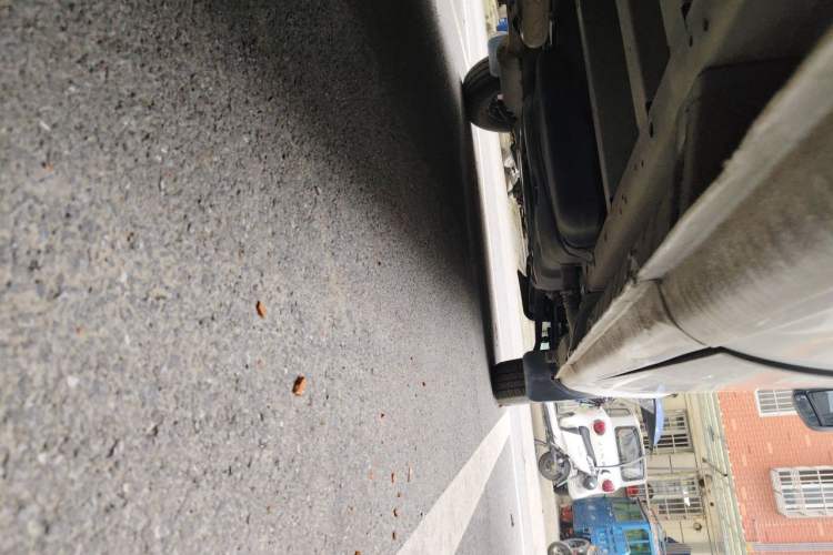 Used SAIC MAXUS Xintu V80  Chassis Rear Right