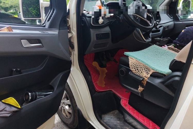 Used SAIC MAXUS Xintu V80  Driver Seat