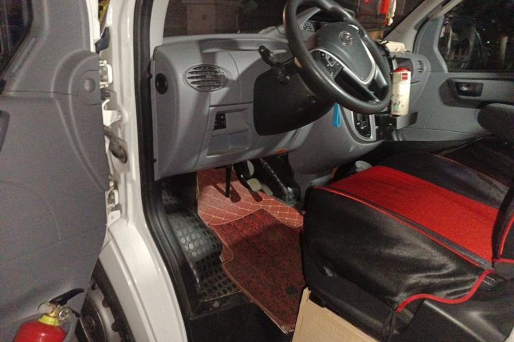 Used SAIC MAXUS Xintu V80  Driver Seat
