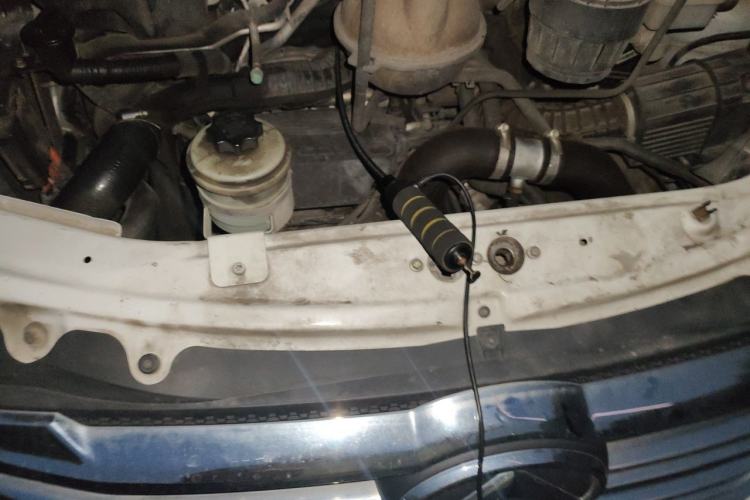 Used SAIC MAXUS Xintu V80  Engine Bay
