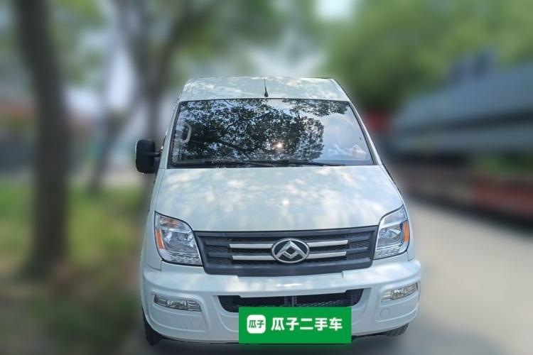 Used SAIC MAXUS Xintu V80  Front