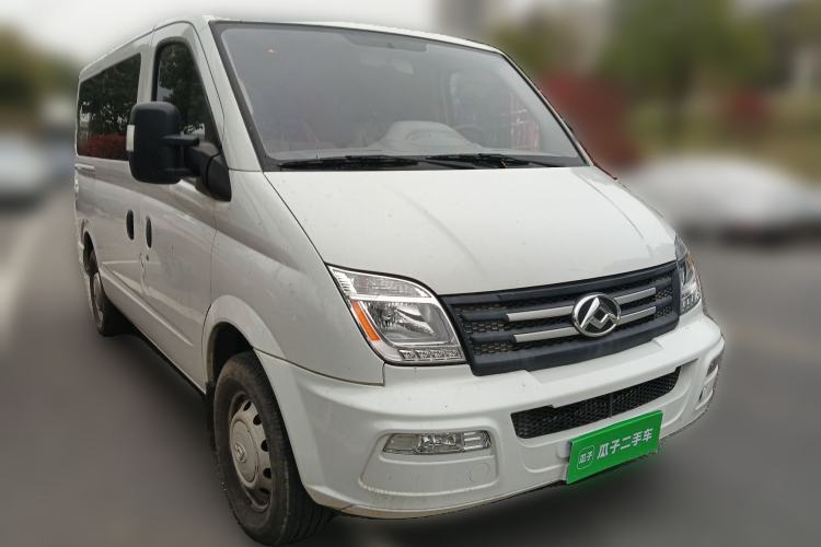 Used SAIC MAXUS Xintu V80  Front Right 45 Deg