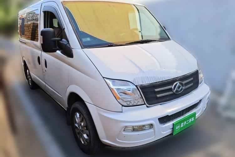 Used SAIC MAXUS Xintu V80  Front Right 45 Deg