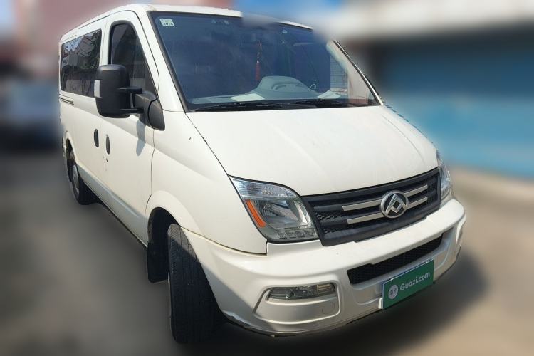Used SAIC MAXUS Xintu V80  Front Right 45 Deg