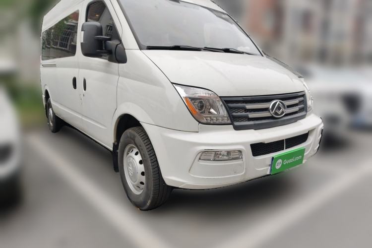 Used SAIC MAXUS Xintu V80  Front Right 45 Deg