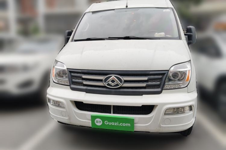 Used SAIC MAXUS Xintu V80  Front