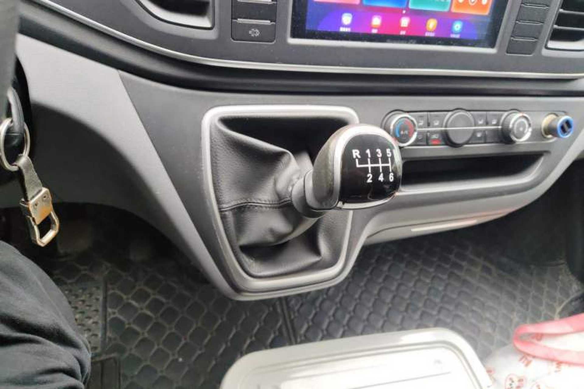 Used SAIC MAXUS Xintu V80  Gear Lever