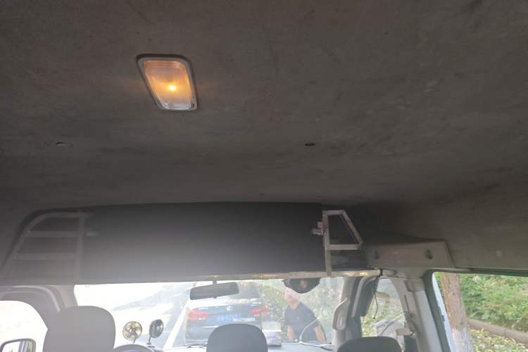 Used SAIC MAXUS Xintu V80  Headliner