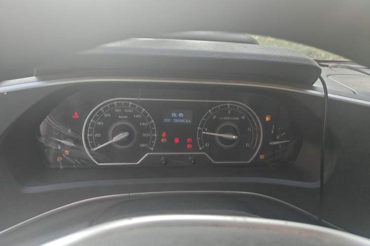 Used SAIC MAXUS Xintu V80  Instrument Cluster
