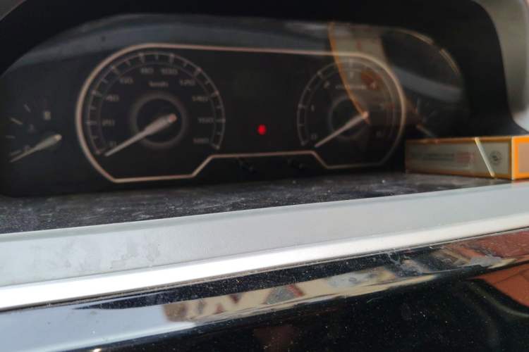 Used SAIC MAXUS Xintu V80  Instrument Cluster