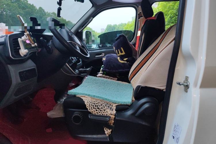 Used SAIC MAXUS Xintu V80  Left Front Seat