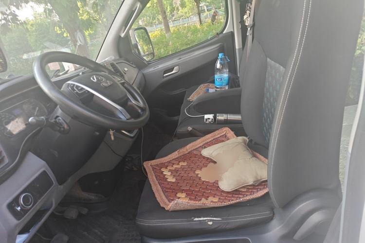 Used SAIC MAXUS Xintu V80  Left Front Seat