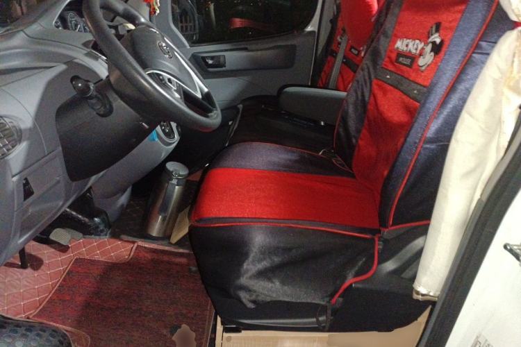 Used SAIC MAXUS Xintu V80  Left Front Seat