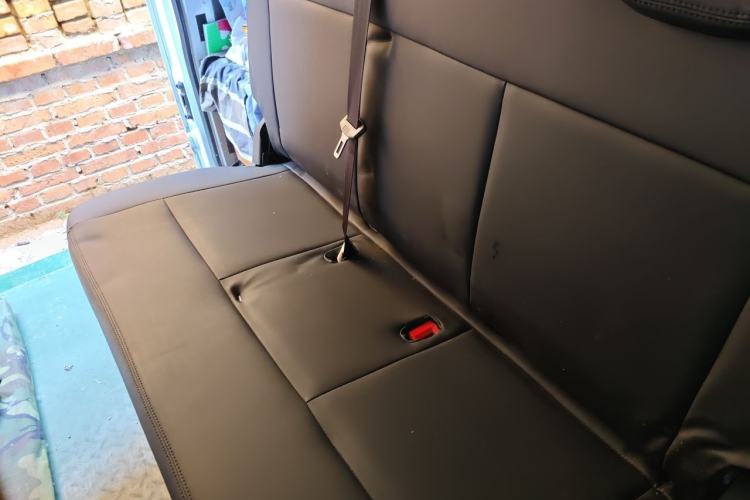 Used SAIC MAXUS Xintu V80  Left Rear Seat
