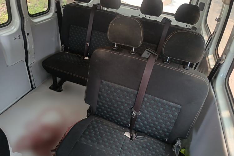 Used SAIC MAXUS Xintu V80  Left Rear Seat