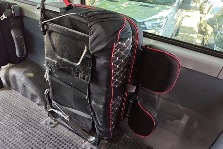 Used SAIC MAXUS Xintu V80  Left Rear Seat