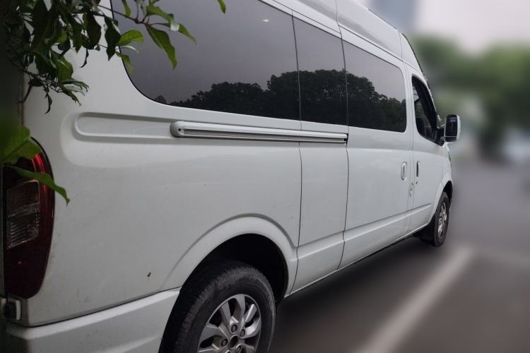 Used SAIC MAXUS Xintu V80  Rear Right 45 Deg