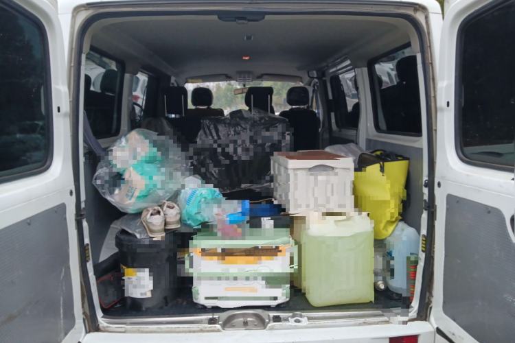 Used SAIC MAXUS Xintu V80  Trunk