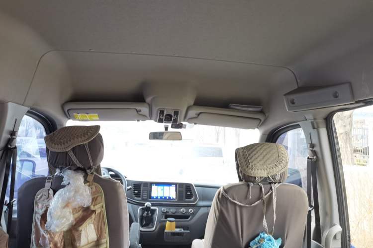 Used SAIC MAXUS Xintu V80 2023 2.0T Manual Classic Aoyuntong Long Wheelbase Mid-Height 6/7/8/9-Seater Headliner