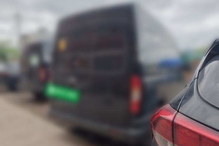 Used SAIC MAXUS Xintu V80 2023 2.0T AMT Classic Aoyuntong Short Wheelbase Mid-Roof 5/6-Seater Rear Right 45 Deg