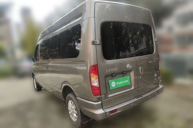 Used SAIC MAXUS Xintu V80 2023 2.0T PLUS AMT All-Rounder Long Wheelbase Mid-Height—6/7/8/9-Seater Rear Left 45 Deg