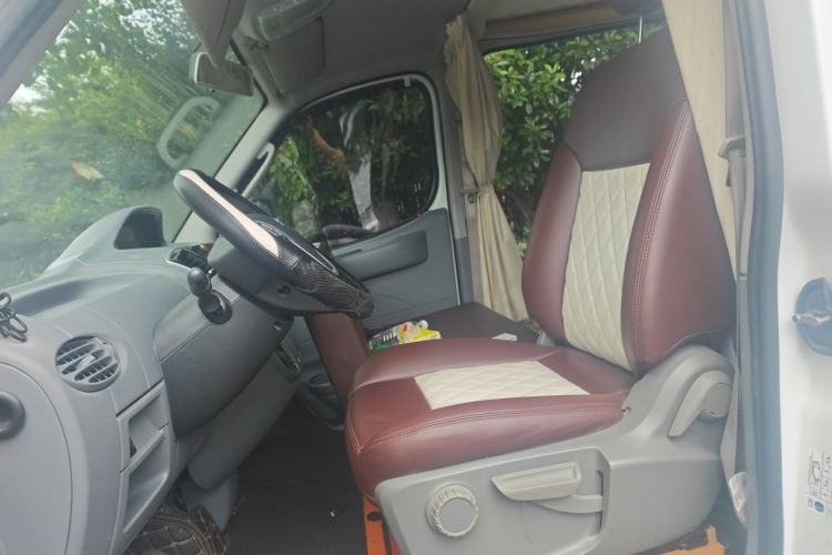 Used SAIC MAXUS Xintu V80  Left Front Seat