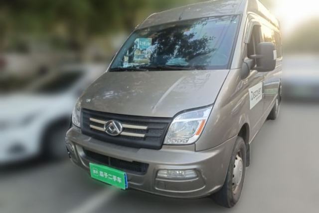 Used SAIC MAXUS Xintu V80 2023 2.0T Manual Classic Aoyuntong Power Version Long Wheelbase Mid-Roof Design 6/7/8/9-Seater