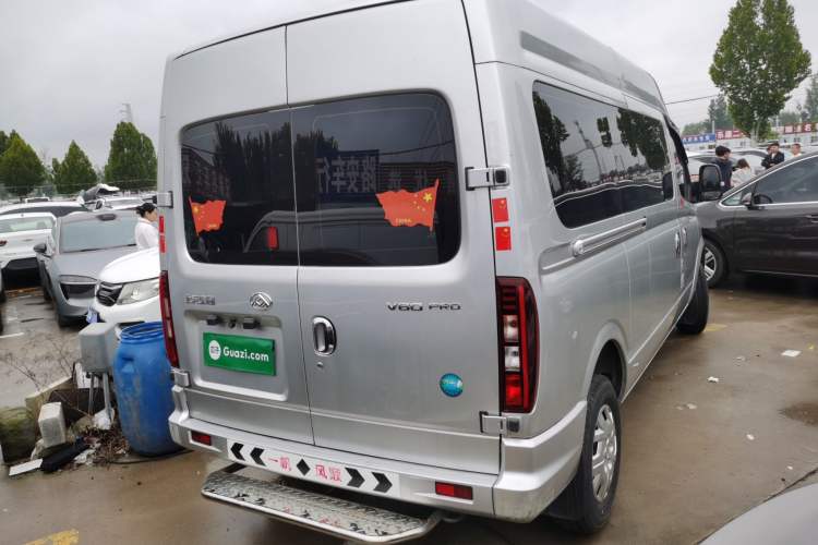 Used SAIC MAXUS Xintu V80 2023 2.0T Manual Classic Aoyuntong Long Wheelbase Mid-Height 6/7/8/9-Seater Exterior 5