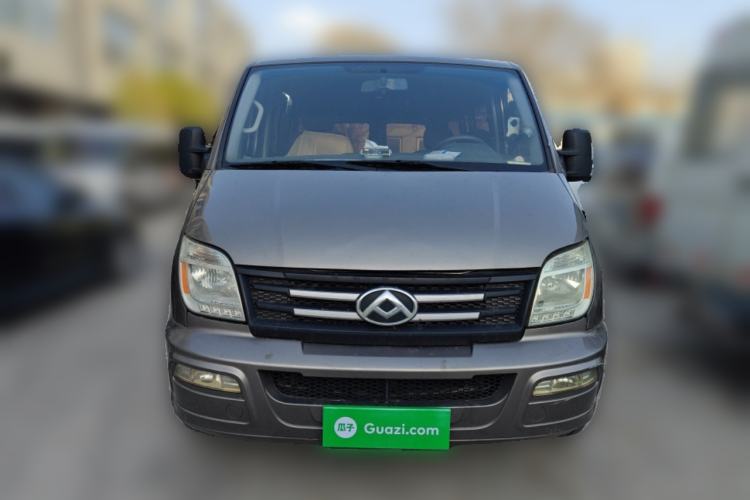Used SAIC MAXUS Xintu V80 2023 2.0T Manual Classic Aoyuntong Short Wheelbase Ultra-Low Roof 5/6-Seater Front