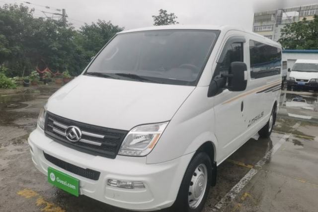 Used SAIC MAXUS Xintu V80 2023 2.0T Manual Classic Aoyuntong Long Wheelbase Ultra-Low Roof 6/7/8/9-Seater
