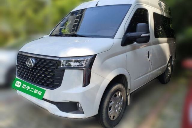 Used SAIC MAXUS Xintu V80 2023 2.0T AMT Classic Aoyuntong Short Wheelbase Mid-Roof 5/6-Seater