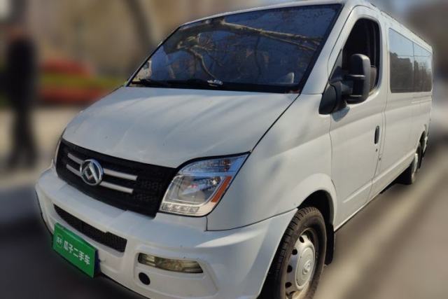 Used SAIC MAXUS Xintu V80 2023 2.0T Manual Classic Aoyuntong Long Wheelbase Ultra-Low Roof 6/7/8/9-Seater