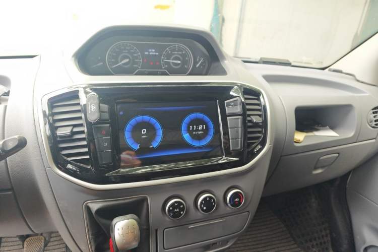 Used SAIC MAXUS Xintu V80  Audio And AC Panel