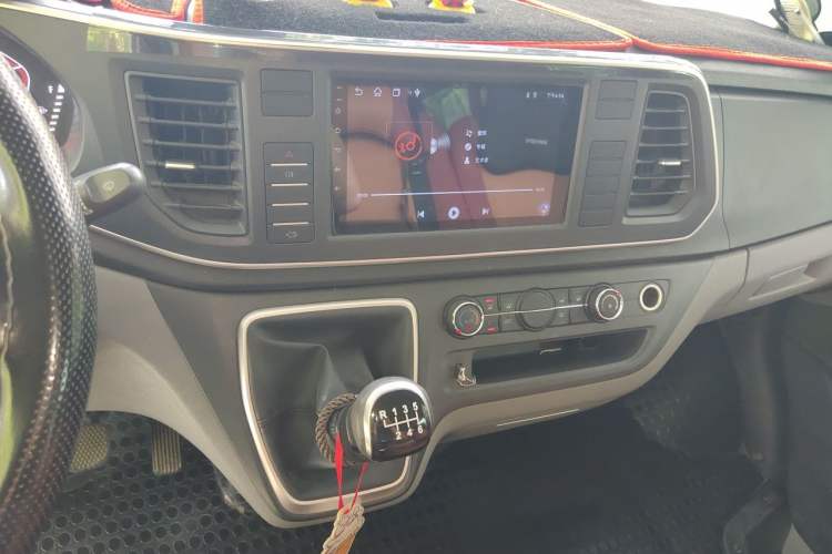 Used SAIC MAXUS Xintu V80  Audio And AC Panel
