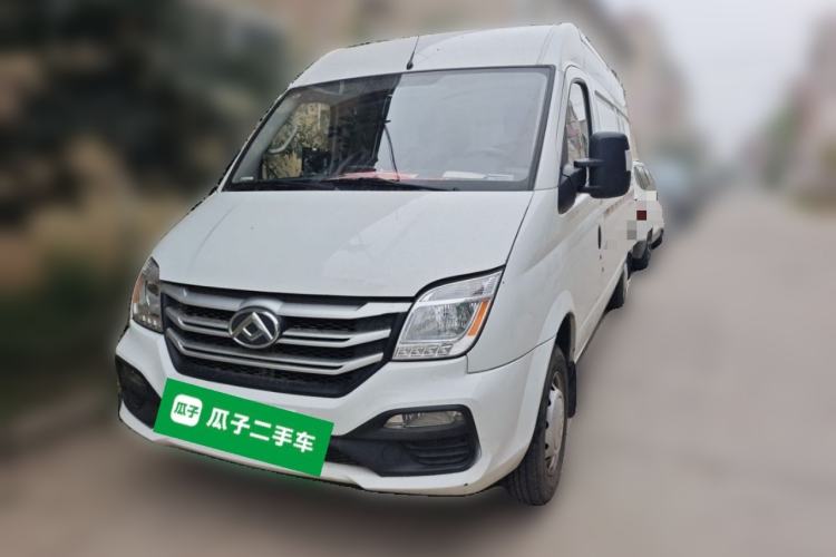 SAIC MAXUS Xintu V80 2023 2.0T Manual Classic City Delivery King Long Wheelbase Mid-Roof 3-Seater