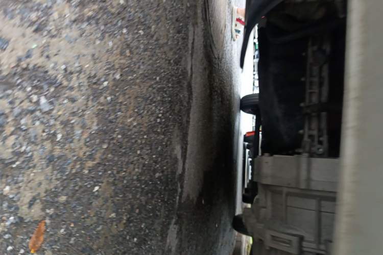 Used SAIC MAXUS Xintu V80  Chassis Front