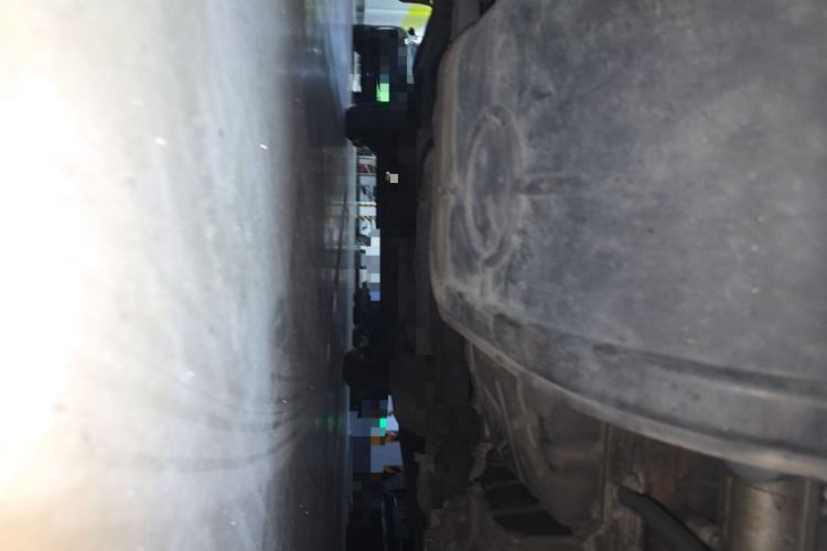 Used SAIC MAXUS Xintu V80 2023 2.0T AMT Classic Aoyuntong Power Version Short Wheelbase Ultra-Low Roof 5/6-Seater Chassis Front