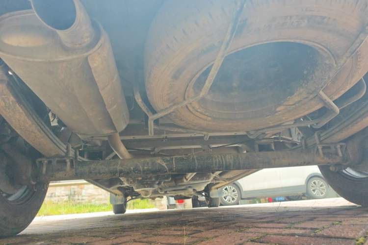 Used SAIC MAXUS Xintu V80  Chassis Rear