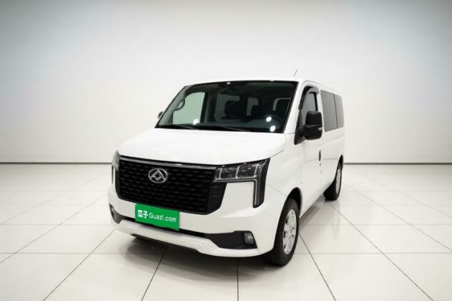 Used SAIC MAXUS Xintu V80 2023 2.0T Manual Classic Aoyuntong Short Wheelbase Ultra-Low Roof 5/6-Seater