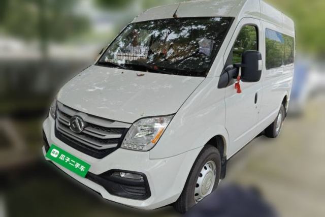 Used SAIC MAXUS Xintu V80 2023 2.0T Manual Classic Aoyuntong Short Wheelbase Mid-Roof 5/6-Seater