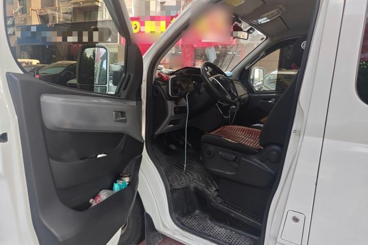 Used SAIC MAXUS Xintu V80  Driver Seat
