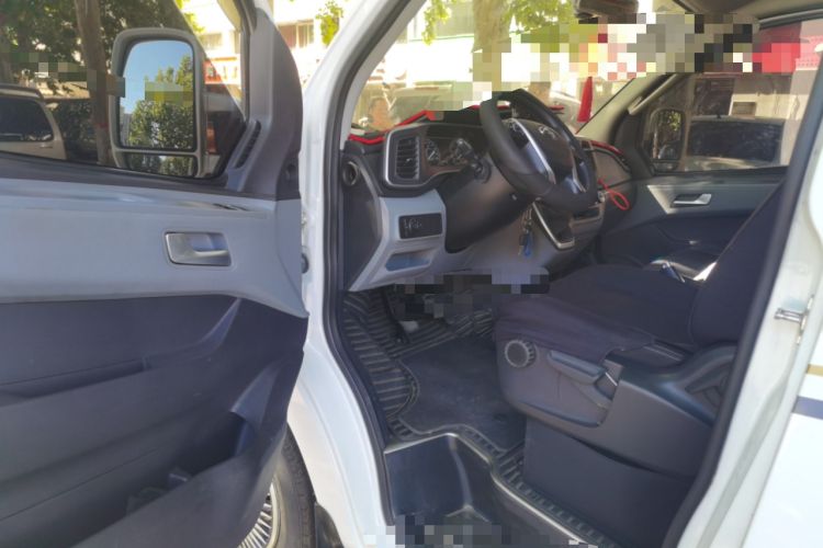 Used SAIC MAXUS Xintu V80  Driver Seat